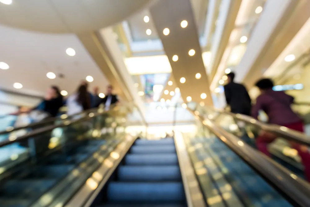 Blurred defocus shopping mall background