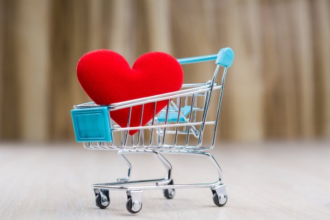 Red heart in the shopping cart